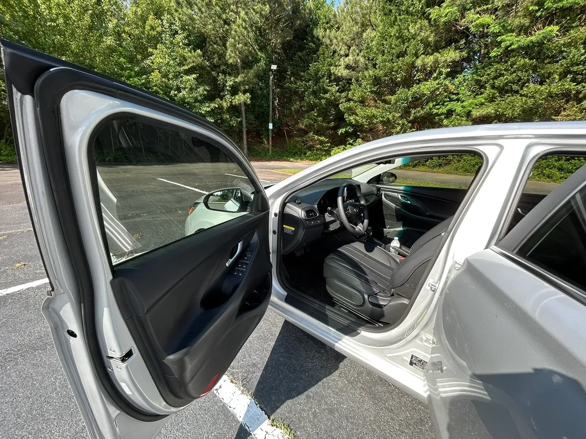 2019 Hyundai Elantra GT 11