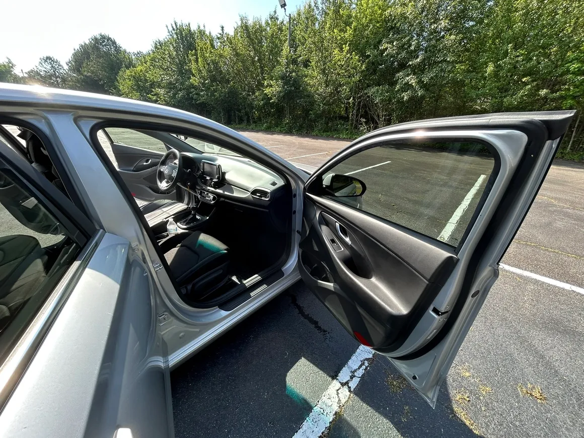 2019 Hyundai Elantra GT 14