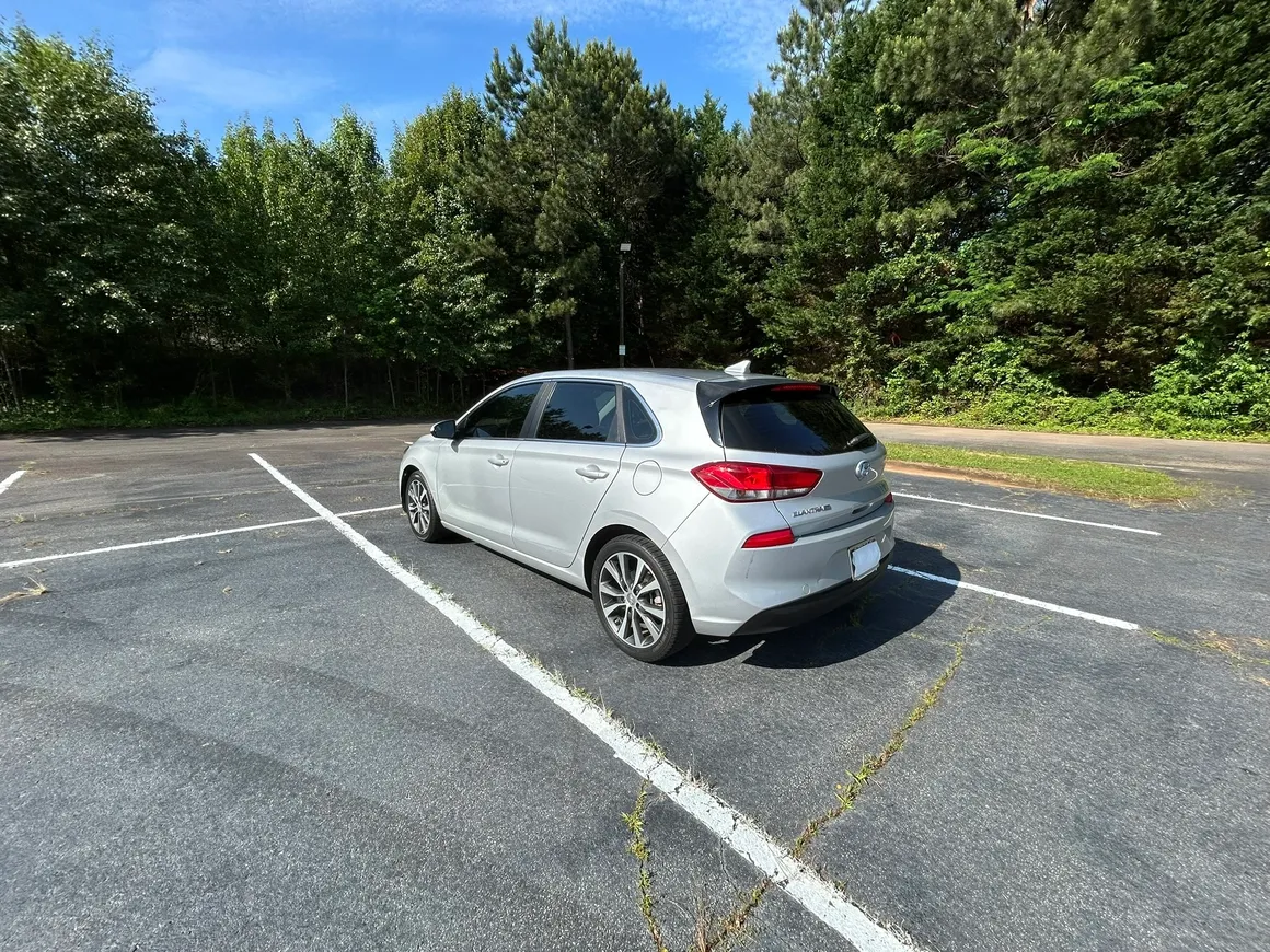 2019 Hyundai Elantra GT 9