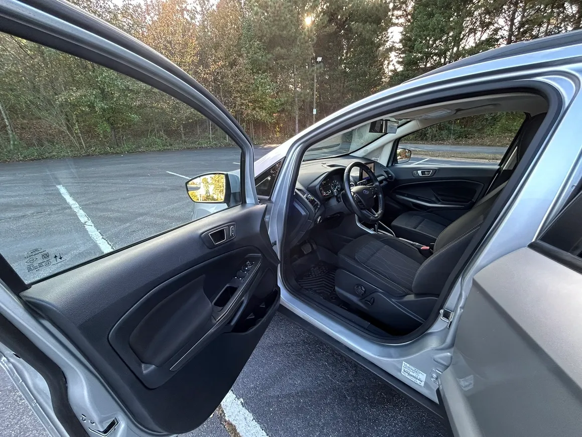 2020 Ford Ecosport SE 10